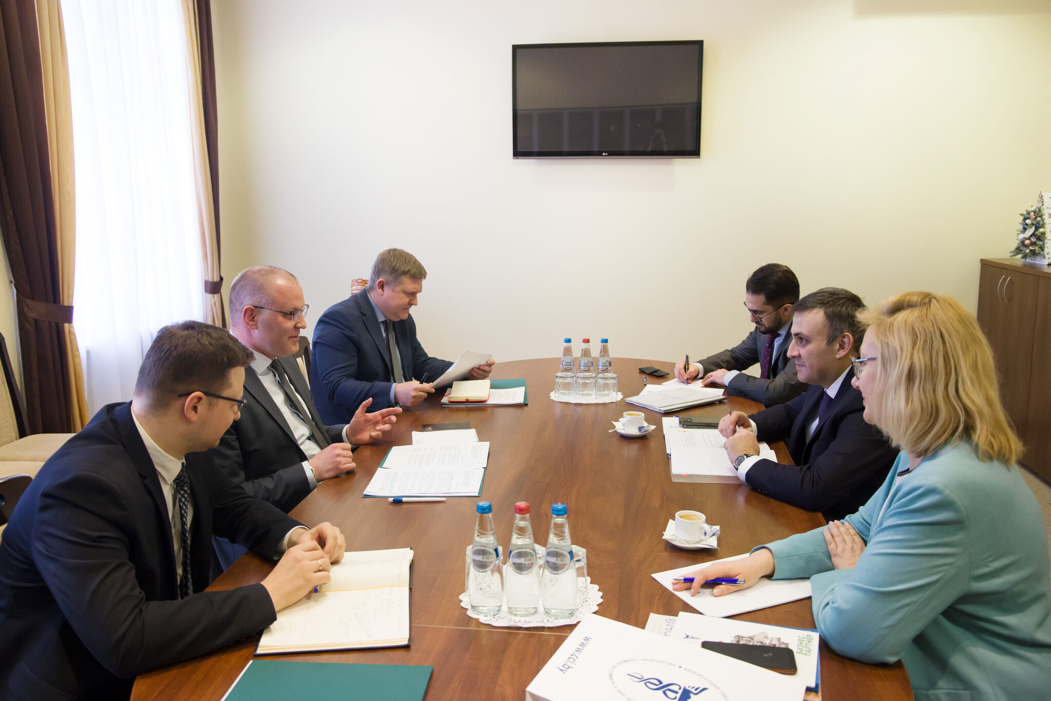 Сустрэча намесніка старшыні БелГПП Д.Мялешкіна з членам Калегіі (Міністрам) па ўнутраных рынках, інфарматызацыі, інфармацыйна-камунікацыйных тэхналогіях ЕЭК В.Сіманянам