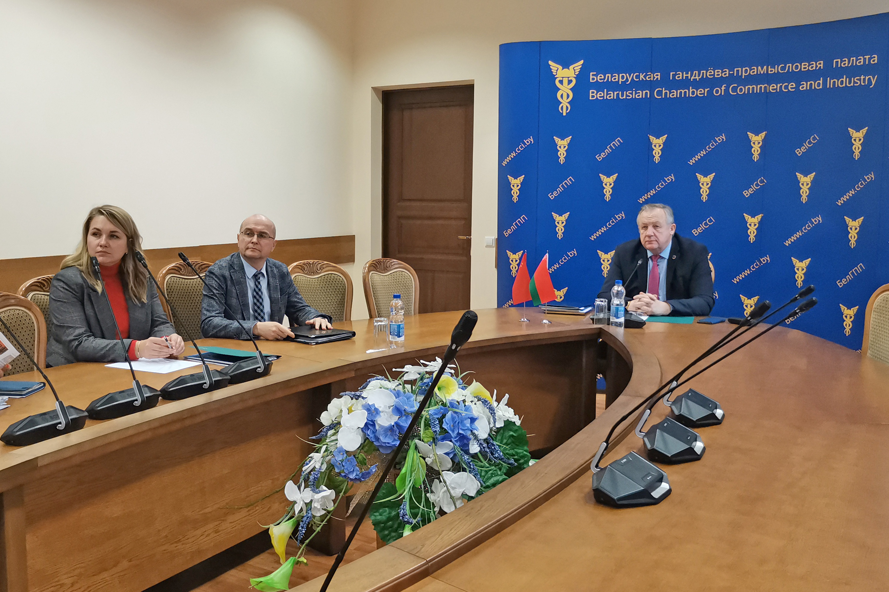 Удзел старшыні БелГПП М.Мятлікава ў адкрыцці пятай Кітайскай міжнароднай выставы імпарту ў Шанхаі Удзел старшыні БелГПП М.Мятлікава ў адкрыцці пятай Кітайскай міжнароднай выставы імпарту ў Шанхаі