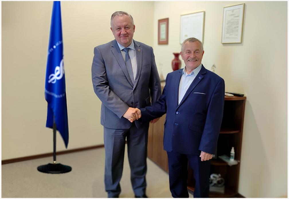Chairman Mikhael Miatlikov meets with Chairman of the Polish-Belarusian CCI Kazimierz Zdunowski 